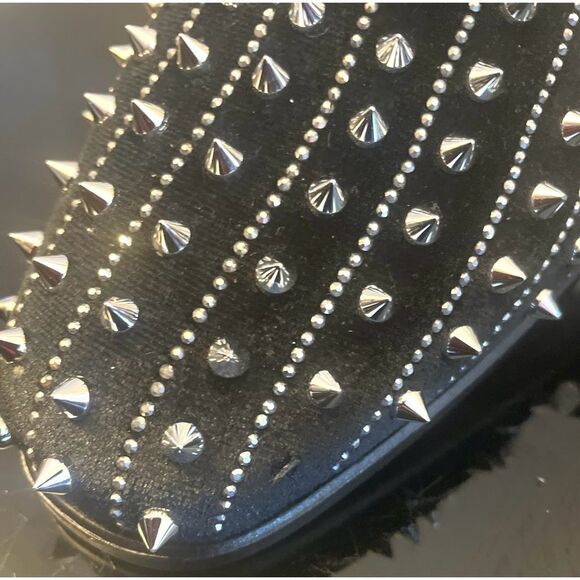 AM Exclusive Black With Silver Rhinestones & Spikes Slip-on Red Bottom Size 9.5M - Picture 9 of 12